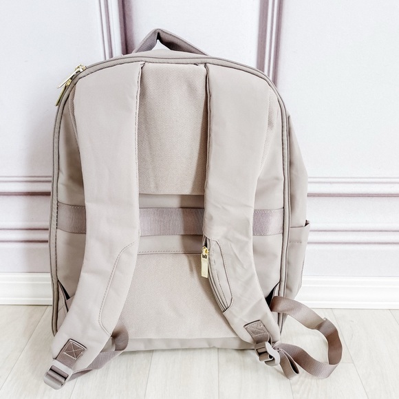 Stylish Gray Backpack - Picture 3 of 4